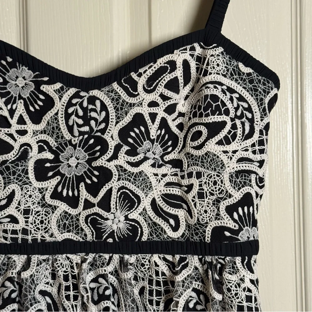 MONIQUE LHUILLIER floral sleeveless midi dress in ecru/black Size 12 - Picture 8 of 14